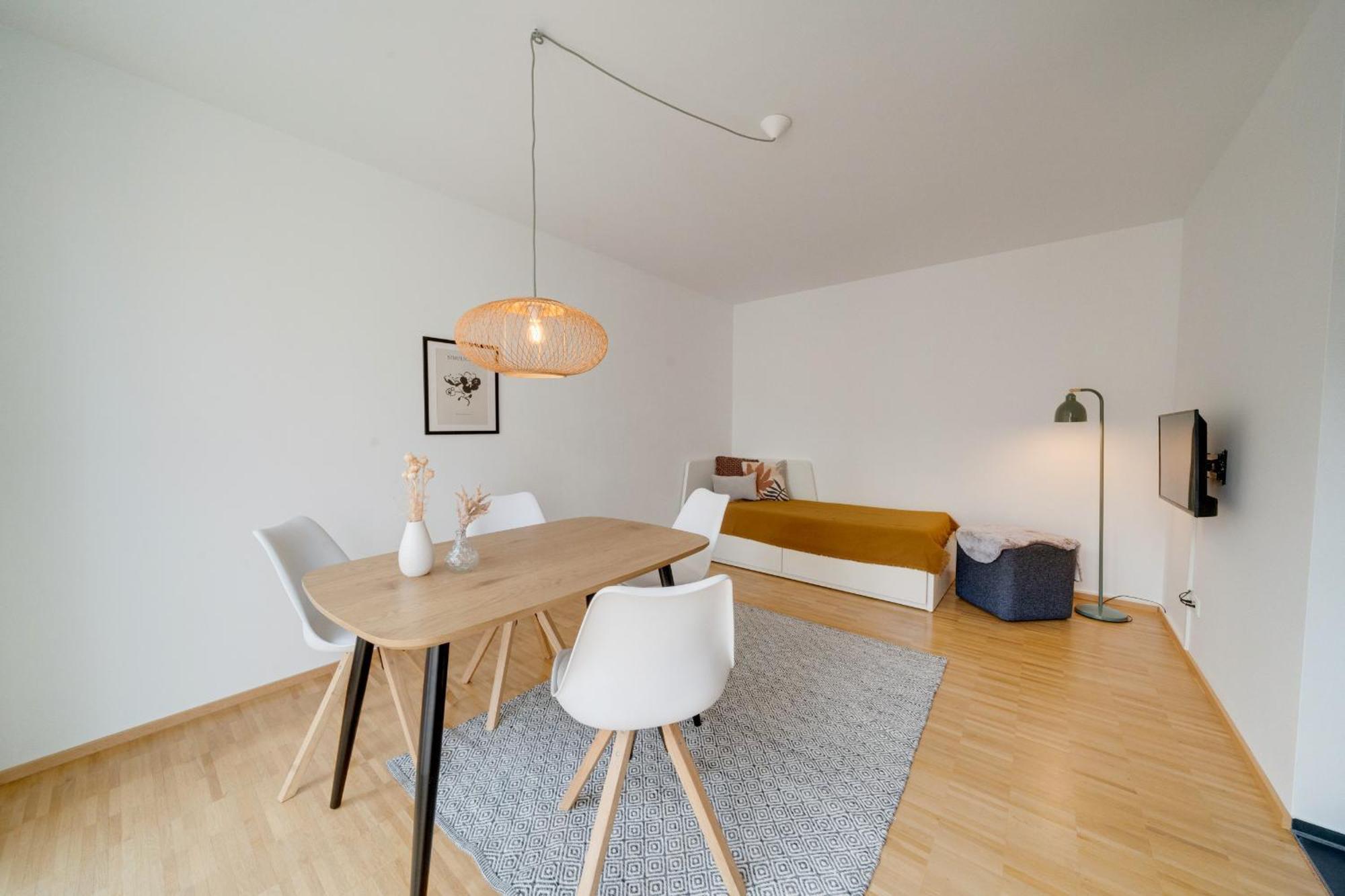 Altstadt Apartment 2 Zimmer Am Weibermarkt Reutlingen Exterior foto